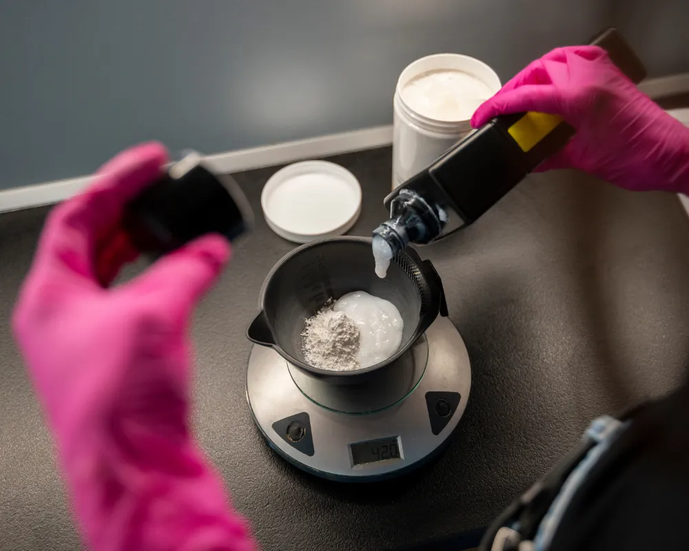 Razvoj formule trajnog laka